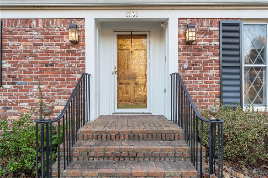 Atlanta, Georgia, 30338, United States, 4 Bedrooms Bedrooms, ,4 BathroomsBathrooms,Residential,For Sale,1991033