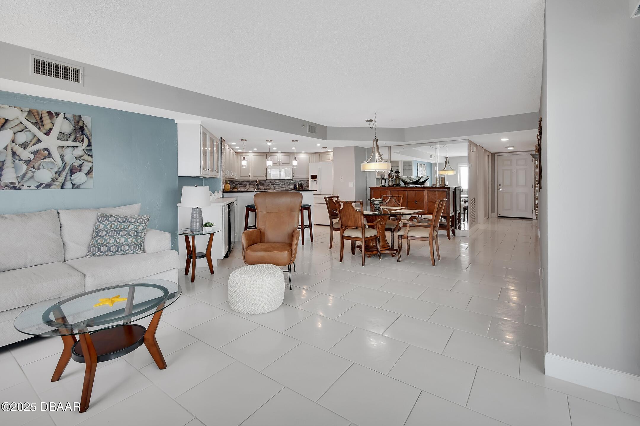 Daytona Beach, Florida, 32118, United States, 2 Bedrooms Bedrooms, ,2 BathroomsBathrooms,Residential,For Sale,1906573