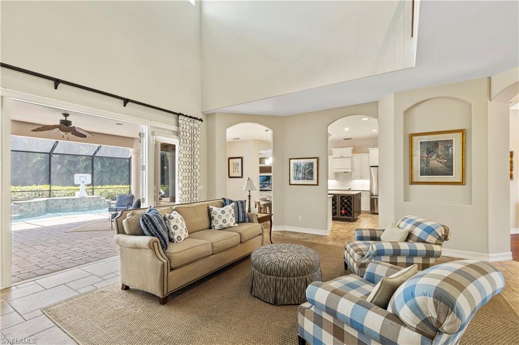 Naples, Florida, 34105, United States, 5 Bedrooms Bedrooms, ,4 BathroomsBathrooms,Residential,For Sale,1988253