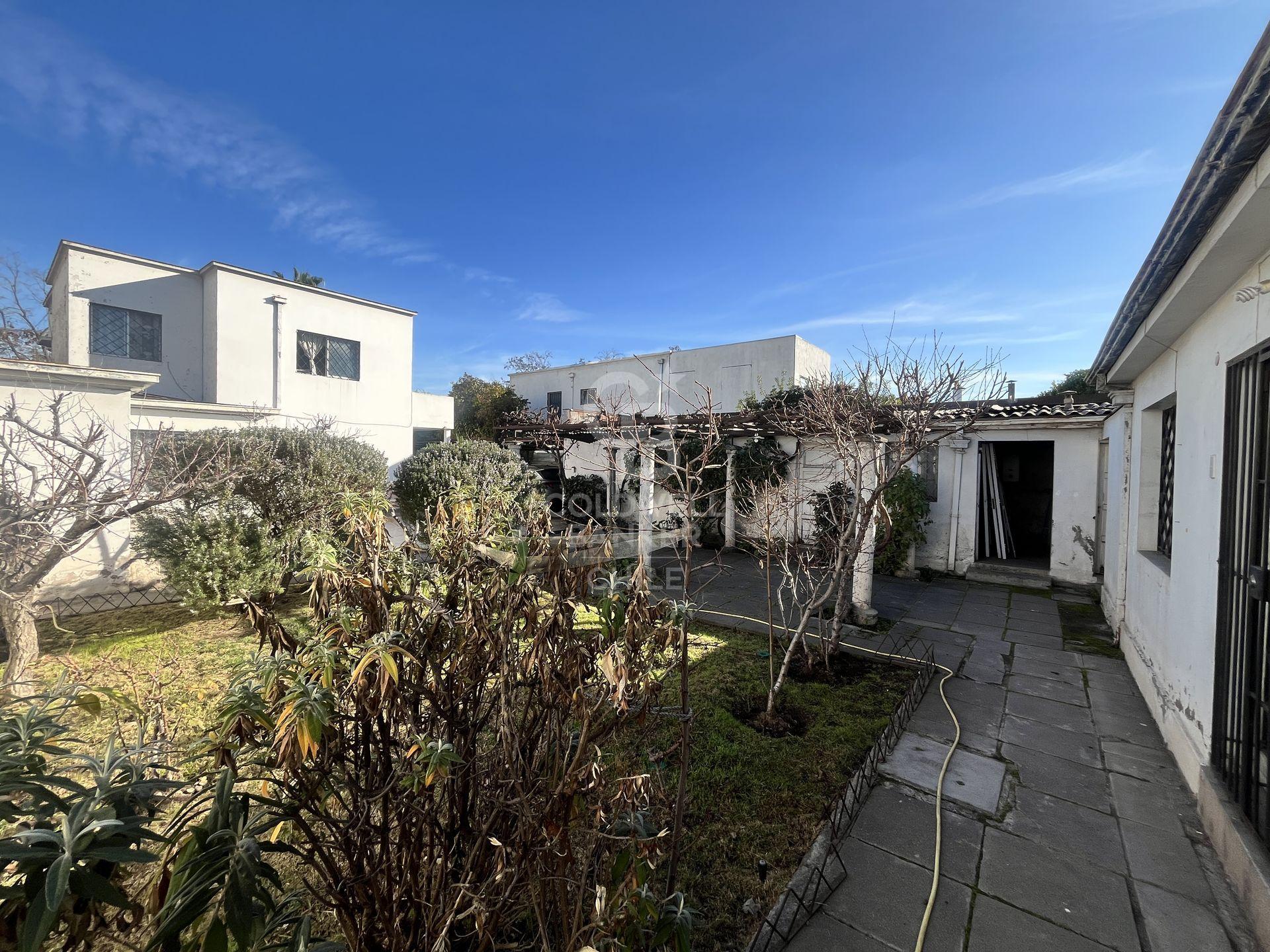 Ñuñoa, Chile, 7 Bedrooms Bedrooms, ,4 BathroomsBathrooms,Residential,For Sale,1889961