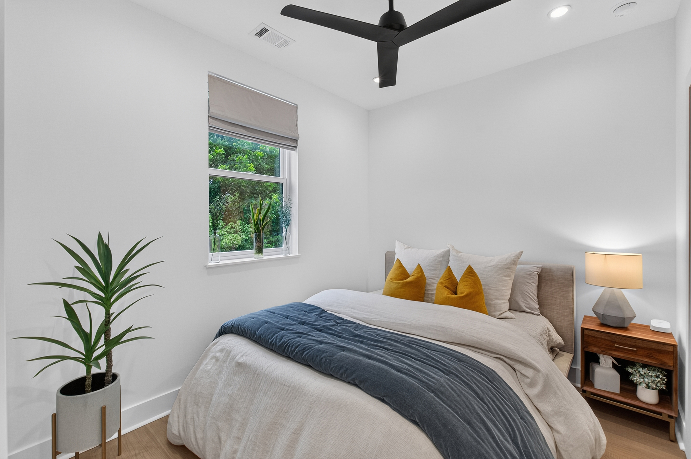  Stunning Luxury Townhome in Premier Boutique Community - 物件實景