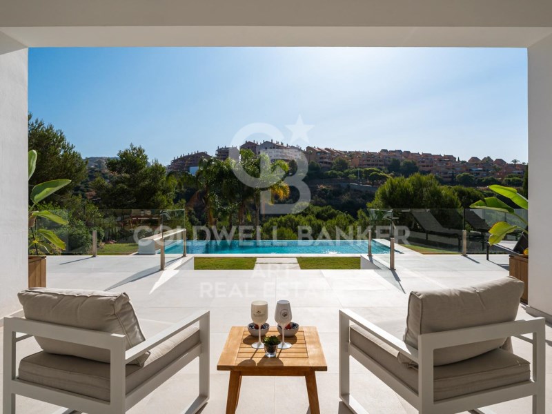 Marbella, Andalusia, ES, 5 Bedrooms Bedrooms, ,6 BathroomsBathrooms,Residential,For Sale,1885569