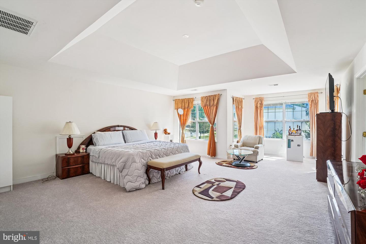 Woodbridge, Virginia, 22193, United States, 4 Bedrooms Bedrooms, ,5 BathroomsBathrooms,Residential,For Sale,1950998