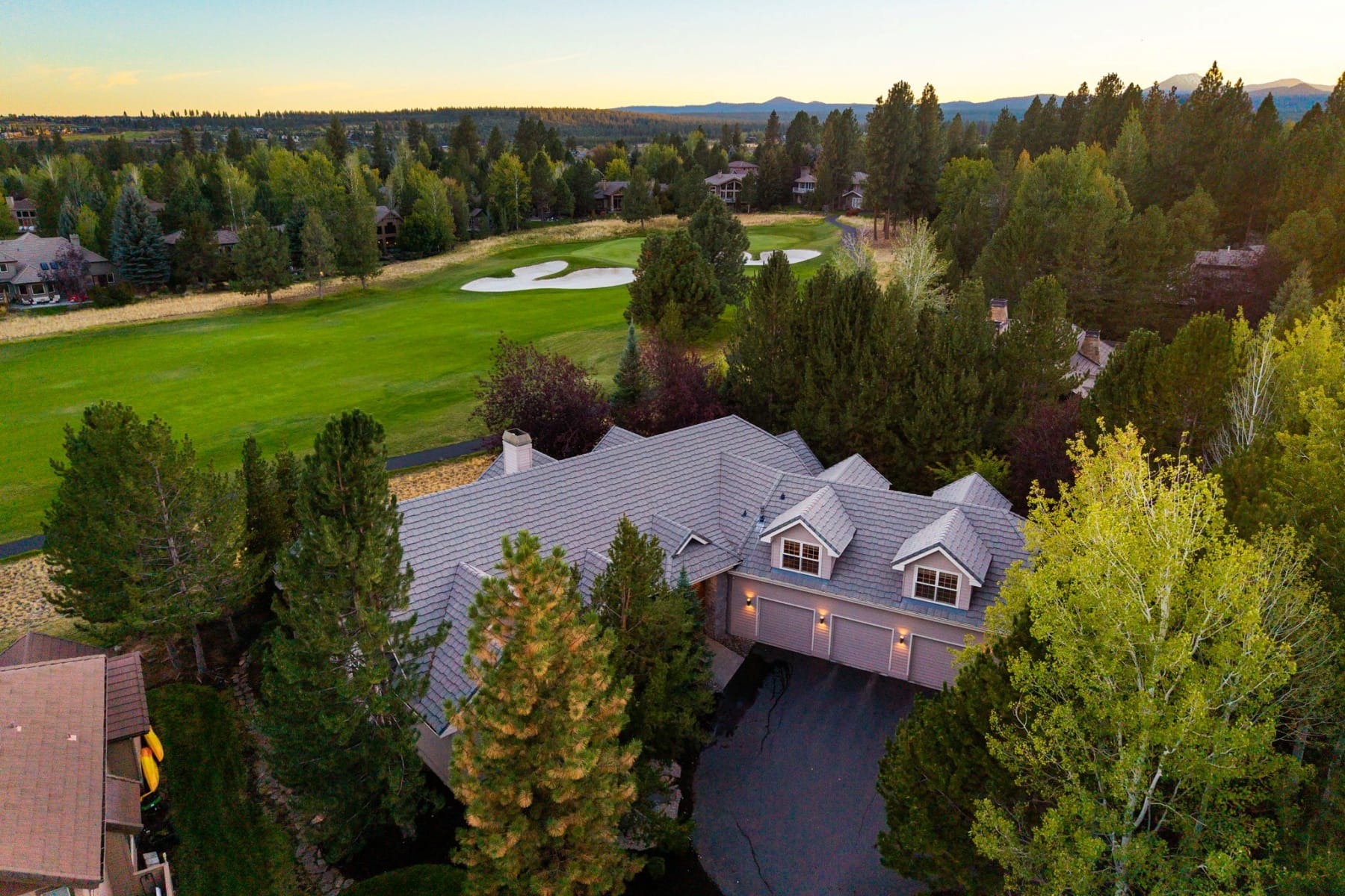  19309 Soda Springs Drive Bend, OR 97702 - 物件實景