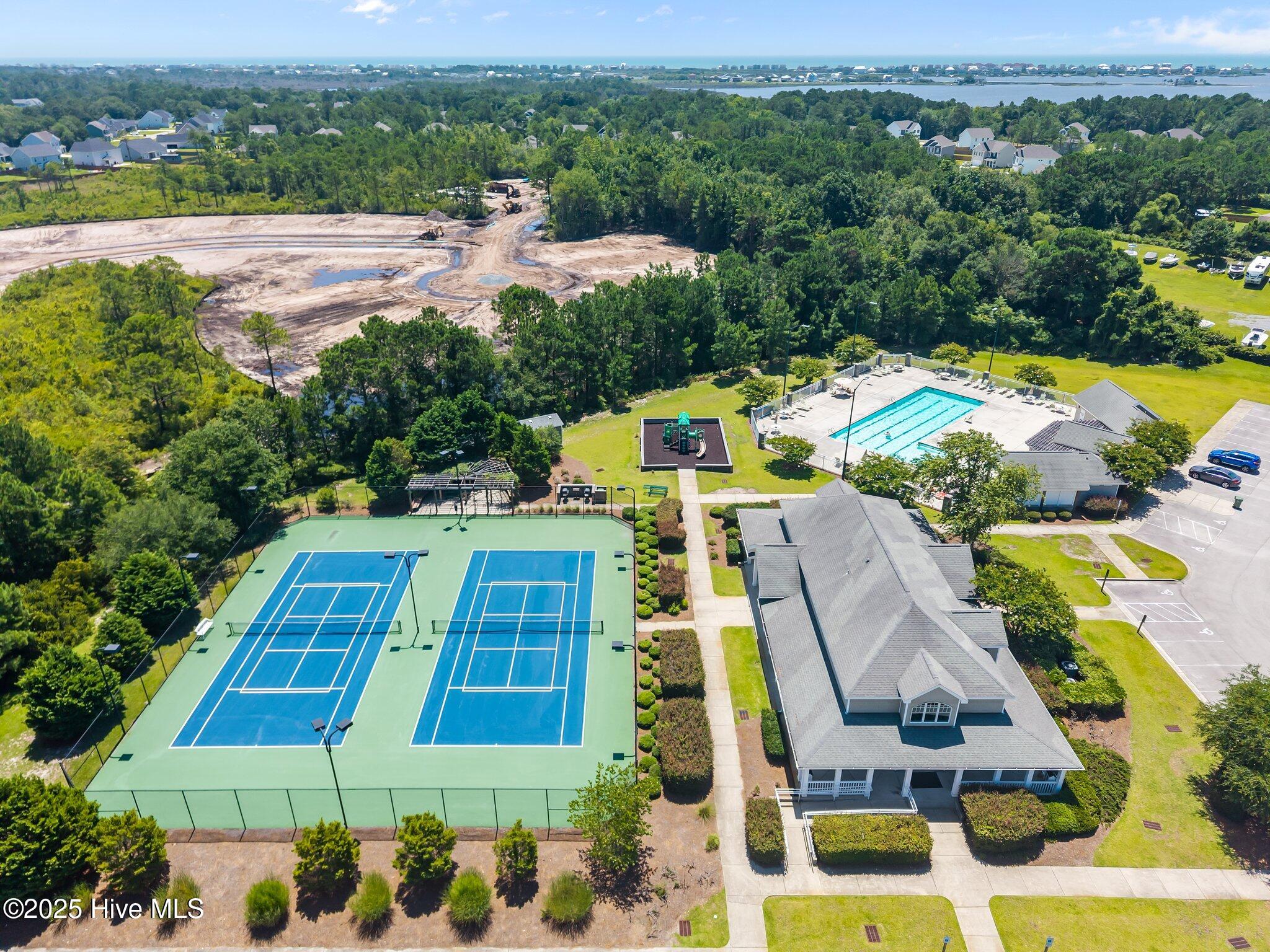 Sneads Ferry, North Carolina, 28460, United States, 4 Bedrooms Bedrooms, ,4 BathroomsBathrooms,Residential,For Sale,1896711