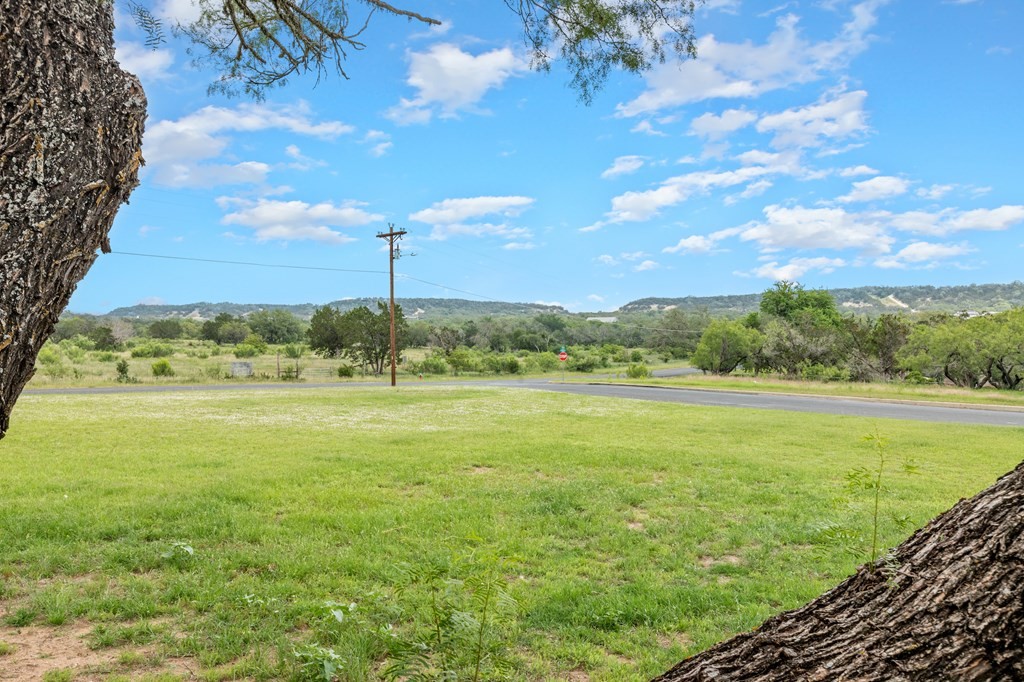 405 405 Frederick Rd, Fredericksburg, Texas, 78624, United States, 5 Bedrooms Bedrooms, ,5 BathroomsBathrooms,Residential,For Sale,405 405 Frederick Rd,1413377