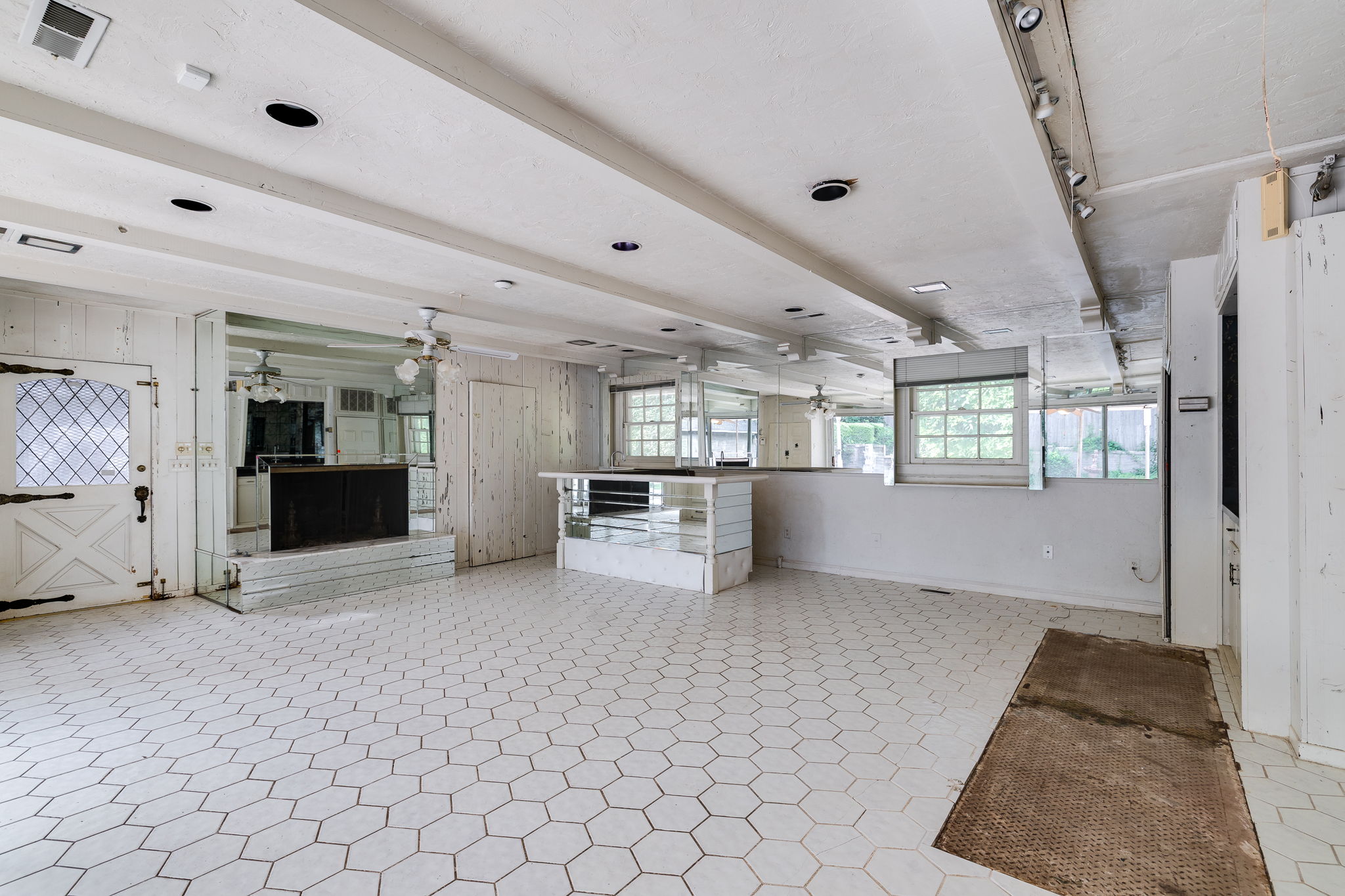  7104 Brentwood Road, Nichols Hills, OK 73116 - 物件實景