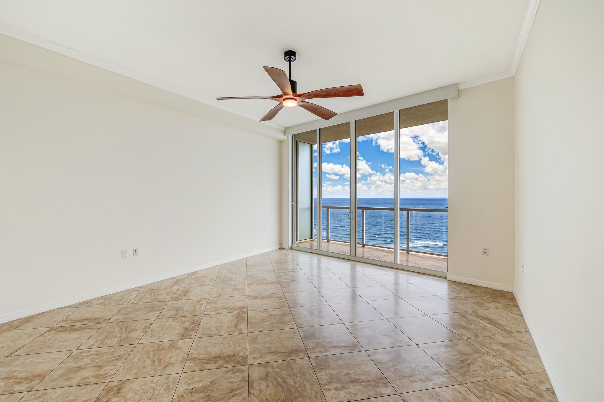  704 N Ocean Blvd, Pompano Beach, FL, 33062 - 物件實景