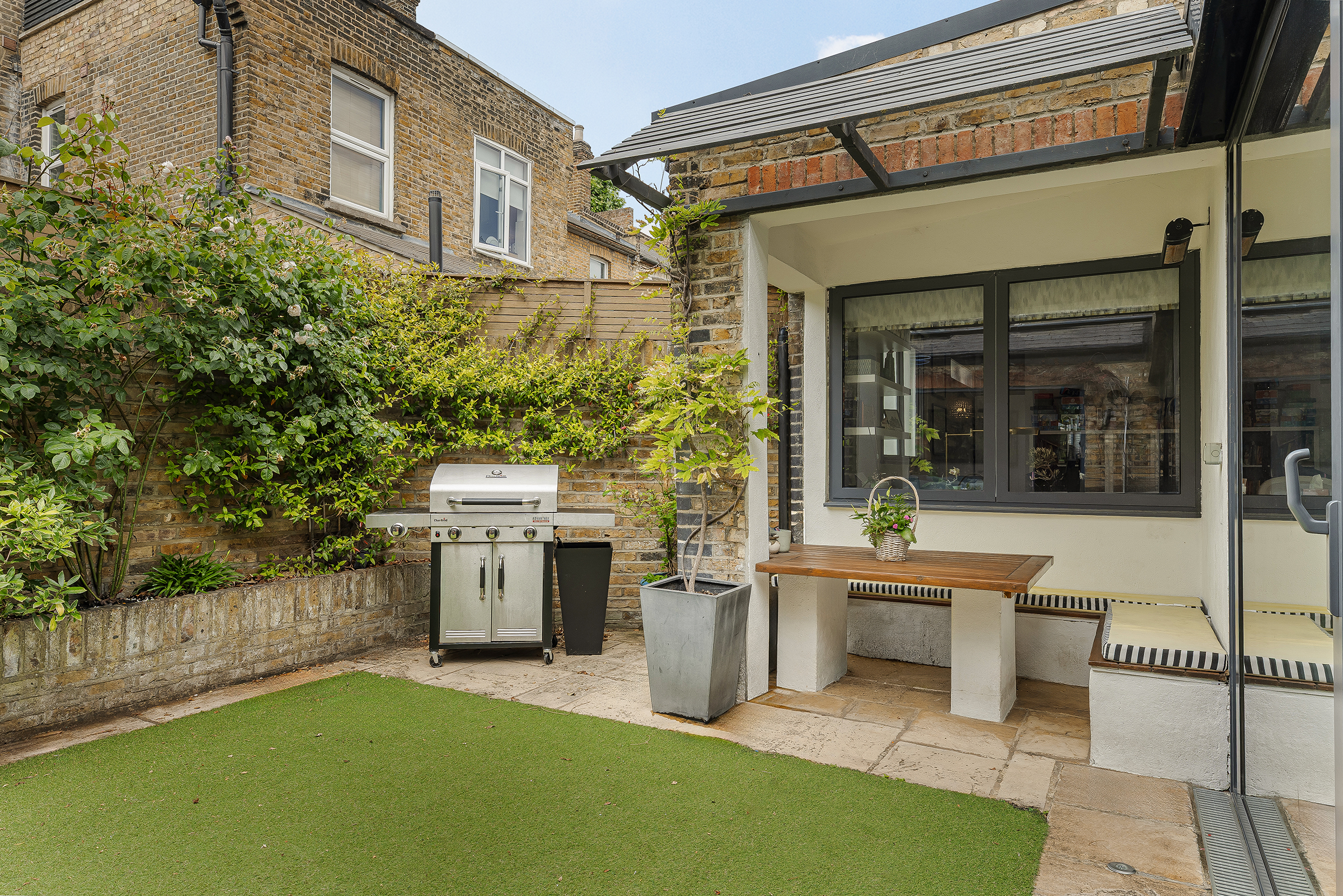  A Family House with Exceptional Volume in the Heart of Chiswick - 物件實景