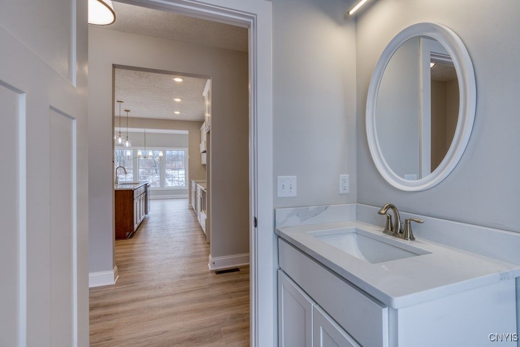 Baldwinsville, New York, 13027, United States, 4 Bedrooms Bedrooms, ,3 BathroomsBathrooms,Residential,For Sale,1906814