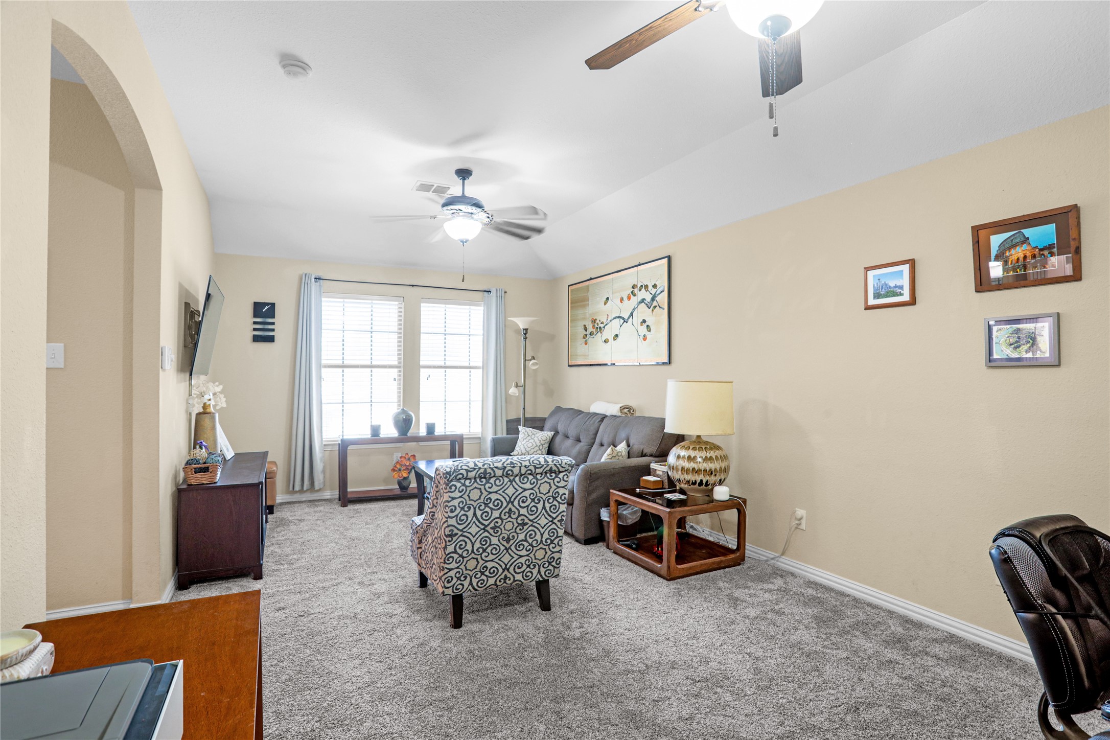 North Richland Hills, Texas, 76180, United States, 5 Bedrooms Bedrooms, ,4 BathroomsBathrooms,Residential,For Sale,1946878