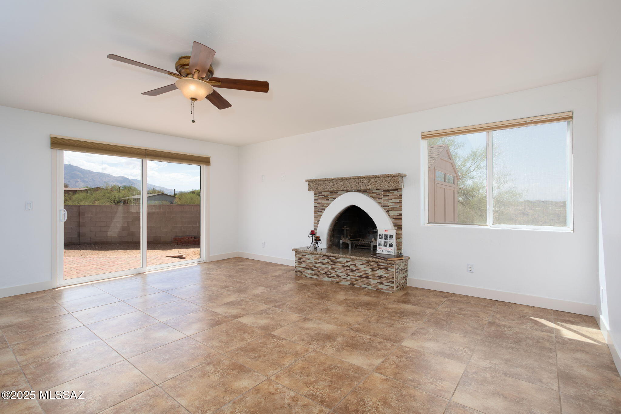 Tucson, Arizona, 85704, United States, 3 Bedrooms Bedrooms, ,2 BathroomsBathrooms,Residential,For Sale,1885622
