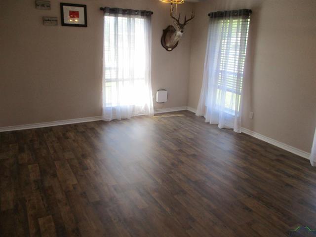 Henderson, Texas, 75654, United States, 3 Bedrooms Bedrooms, ,2 BathroomsBathrooms,Residential,For Sale,1940968