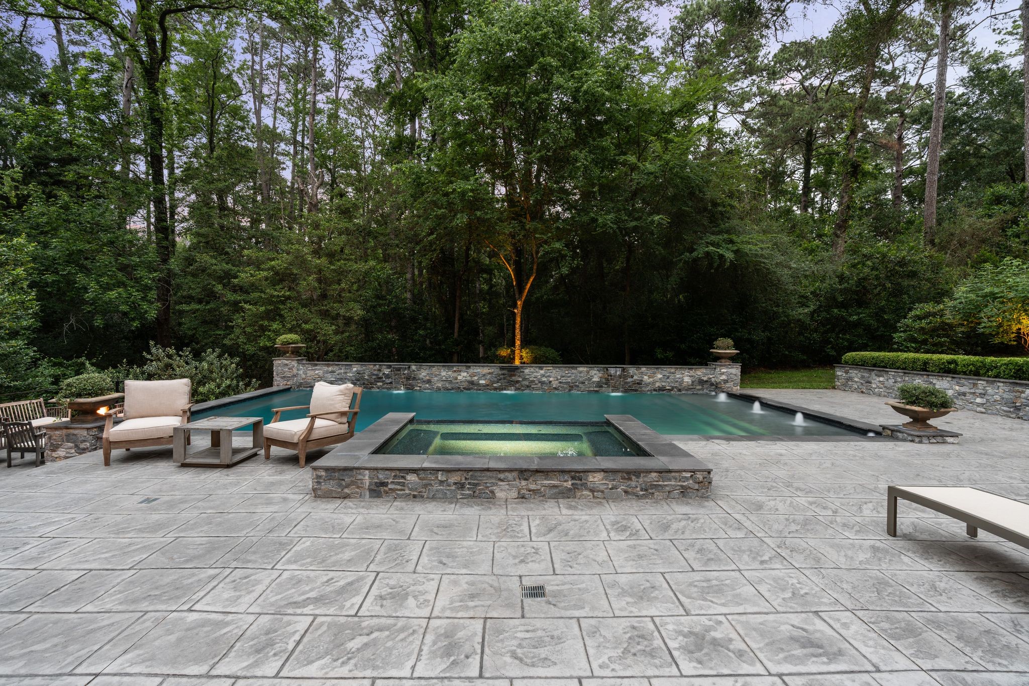  23227 Brownwood Lane - 物件實景