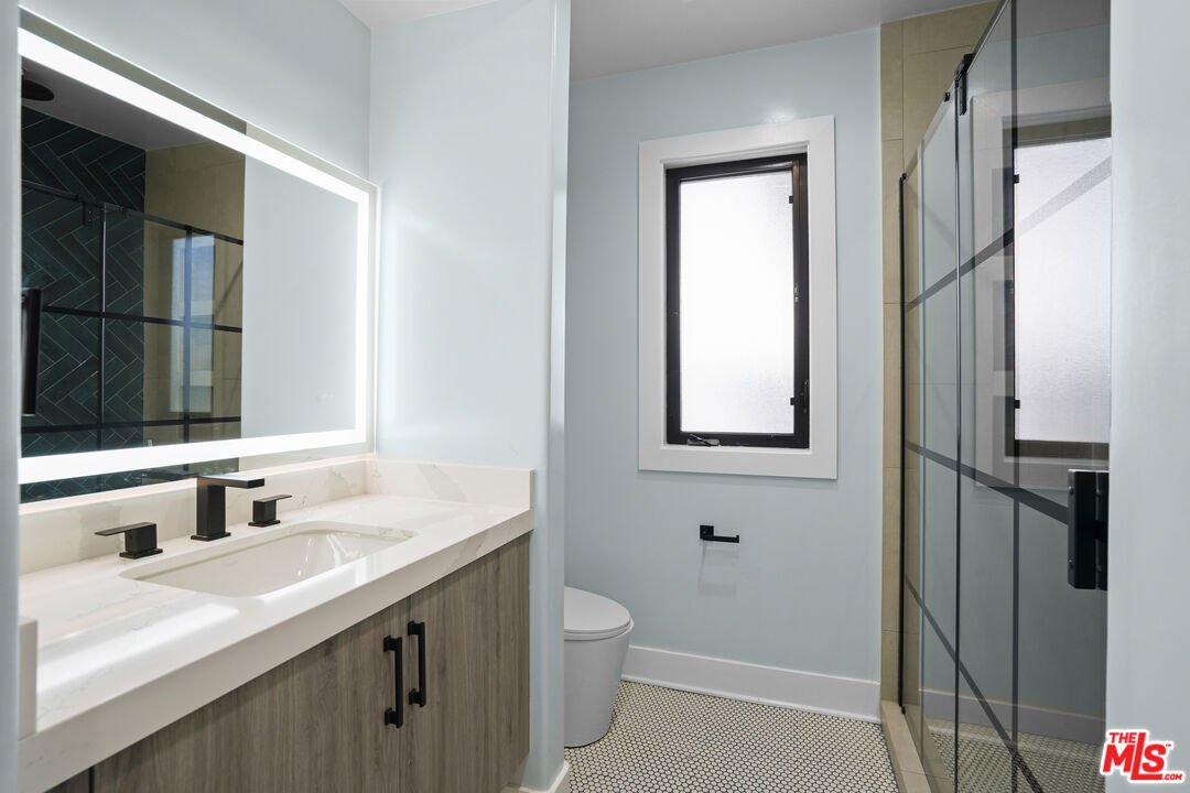 Los Angeles, California, 90068, United States, 3 Bedrooms Bedrooms, ,2 BathroomsBathrooms,Residential,For Sale,1911201