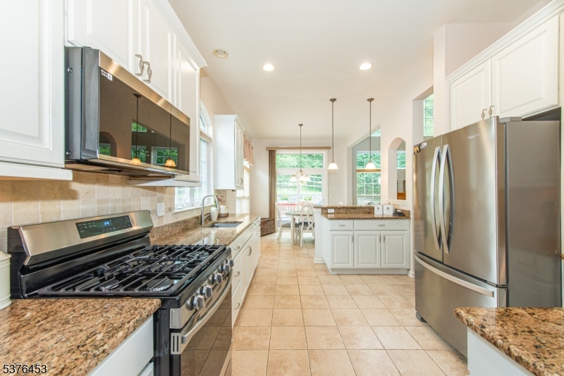 Mount Arlington Boro, New Jersey, 07856, United States, 3 Bedrooms Bedrooms, ,3 BathroomsBathrooms,Residential,For Sale,1908311