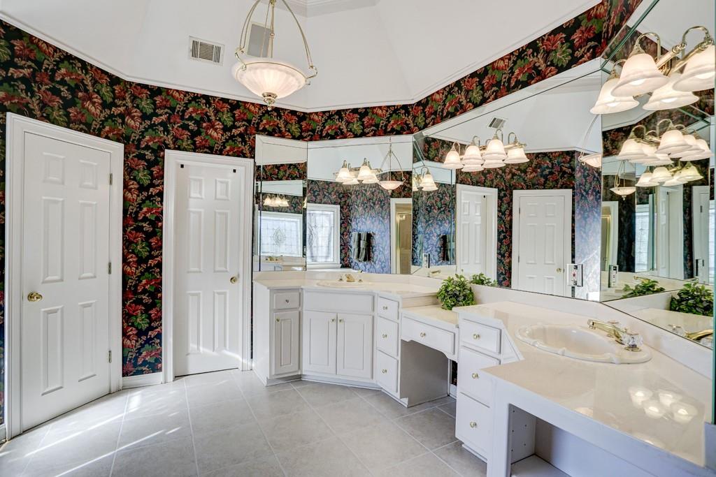 Suwanee, Georgia, 30024, United States, 6 Bedrooms Bedrooms, ,5 BathroomsBathrooms,Residential,For Sale,2013045