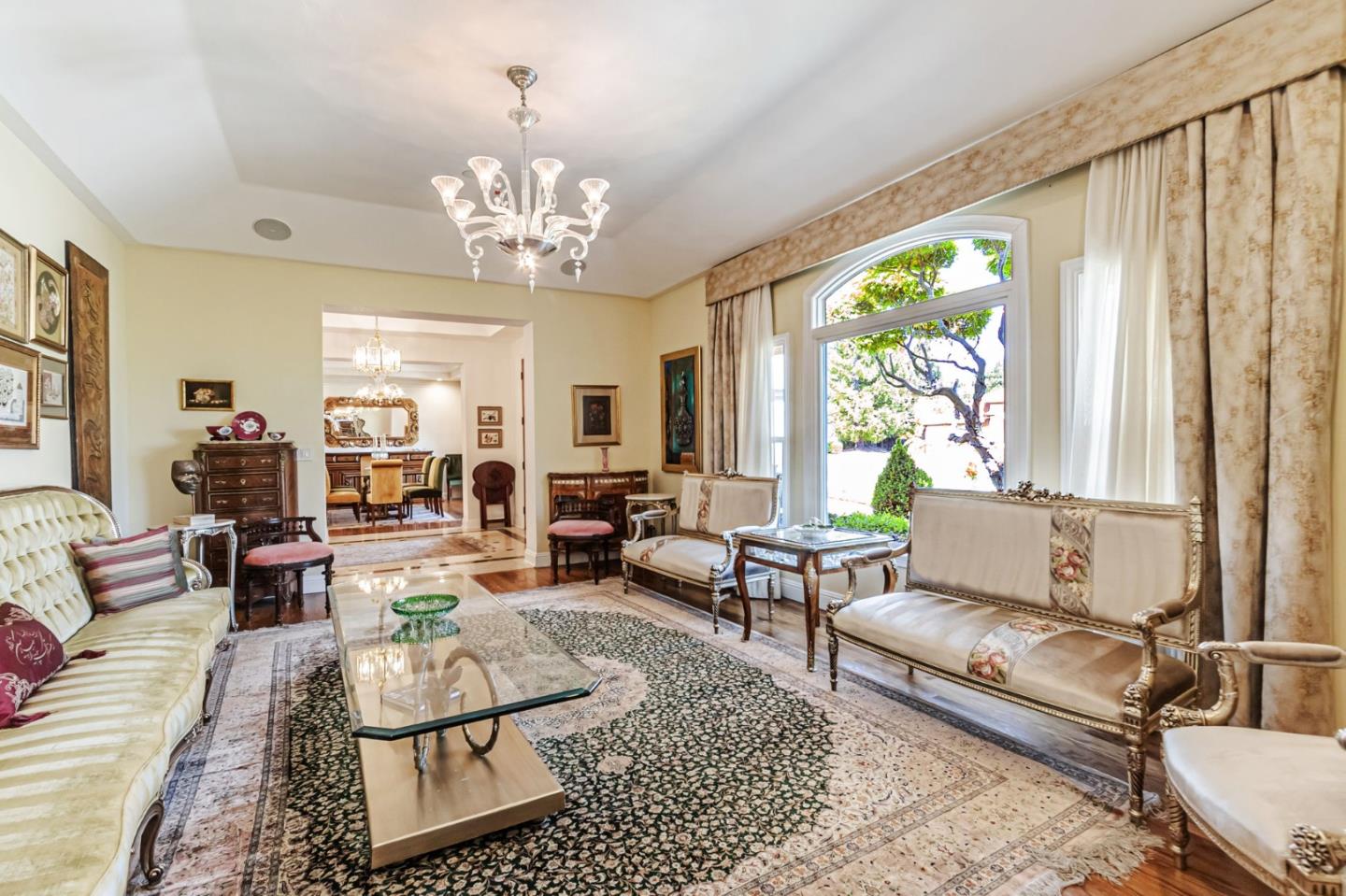 Saratoga, California, 95070, United States, 5 Bedrooms Bedrooms, ,6 BathroomsBathrooms,Residential,For Sale,1891032