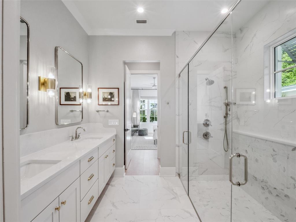 Winter Park, Florida, 32789, United States, 3 Bedrooms Bedrooms, ,5 BathroomsBathrooms,Residential,For Sale,1993312