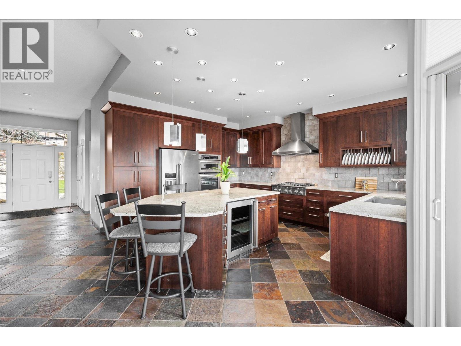 LAKE COUNTRY, British Columbia, V4V 2K7, CA, 4 Bedrooms Bedrooms, ,4 BathroomsBathrooms,Residential,For Sale,1960852