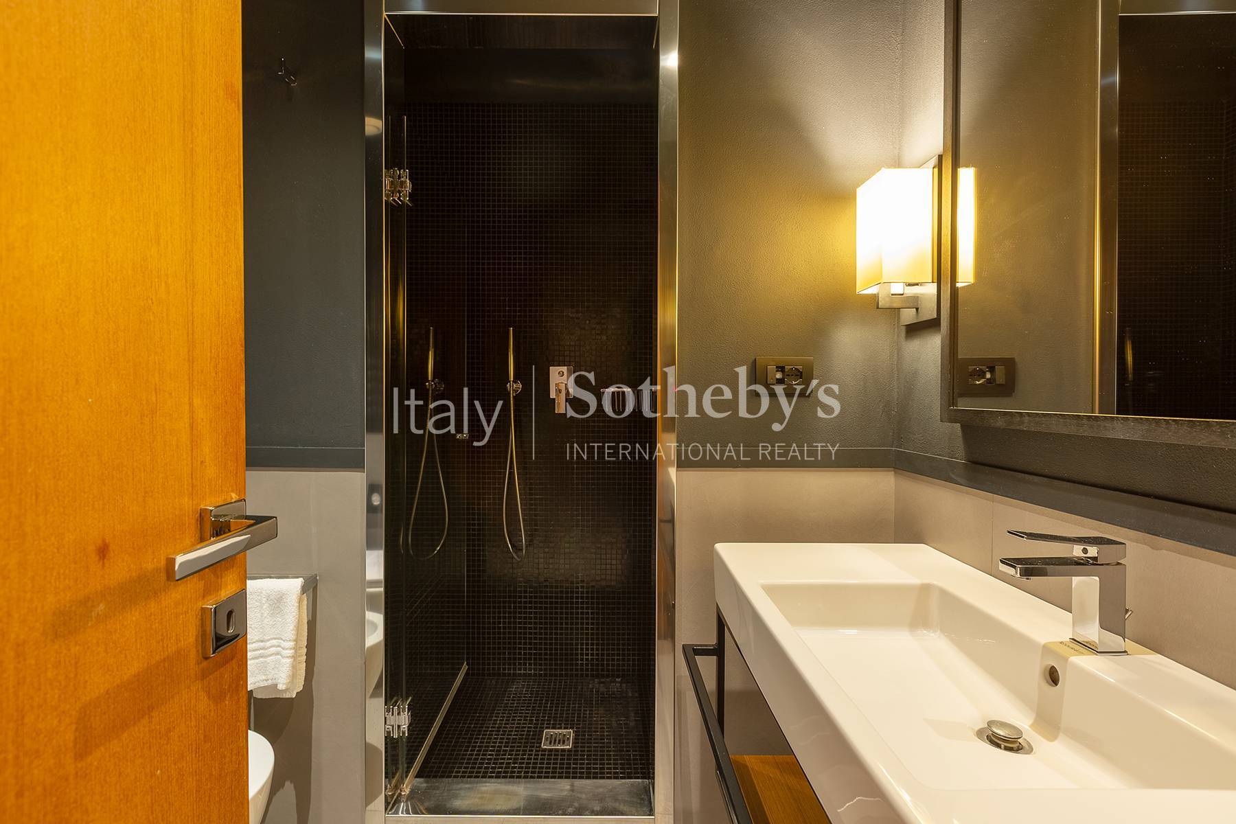  Refined residence with private garden in Viale Parioli - 物件實景