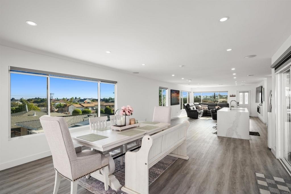 San Diego, California, 92106, United States, 3 Bedrooms Bedrooms, ,2 BathroomsBathrooms,Residential,For Sale,1991298