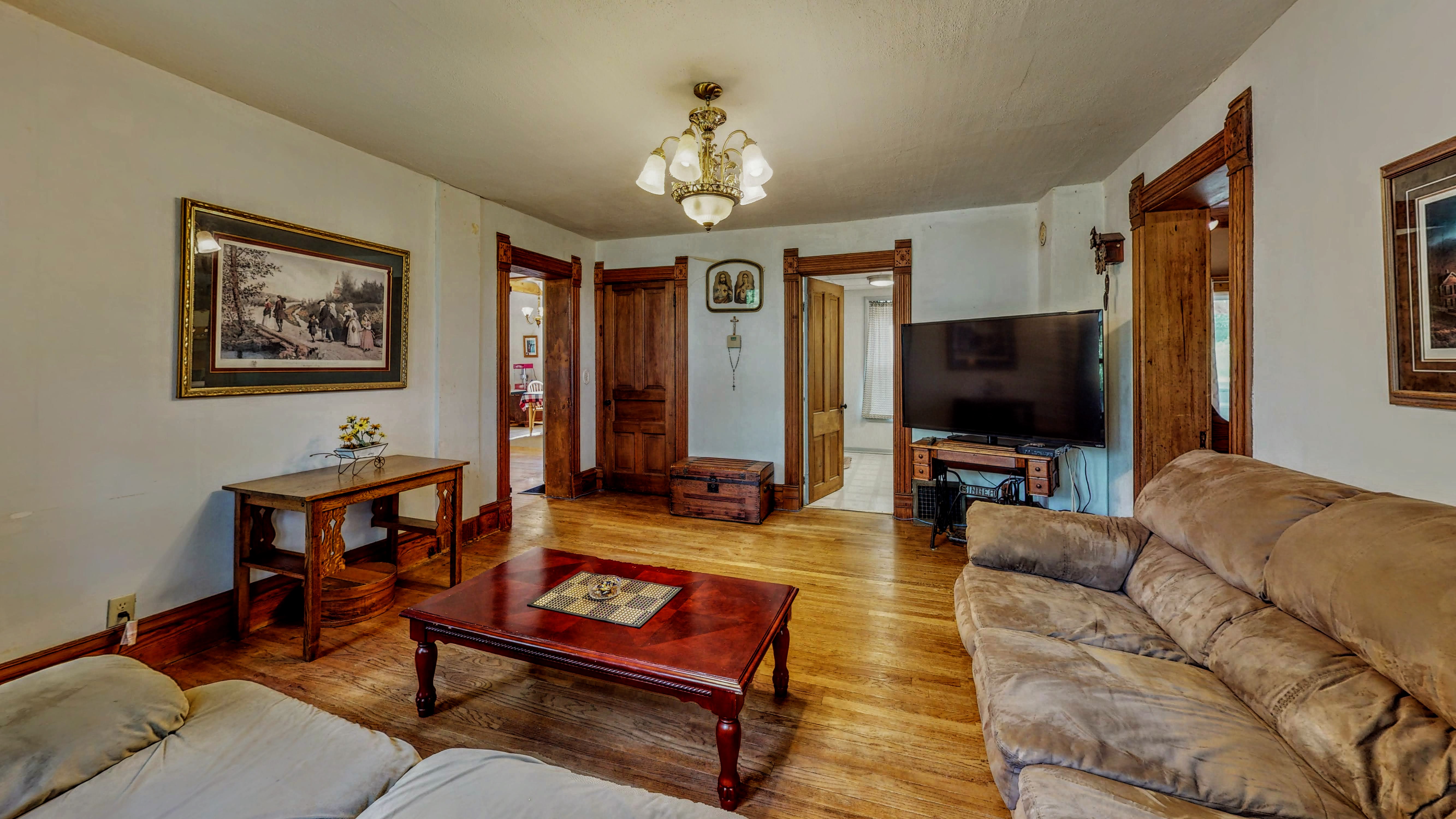 Milford, Wisconsin, 53551, United States, 4 Bedrooms Bedrooms, ,2 BathroomsBathrooms,Residential,For Sale,1889532