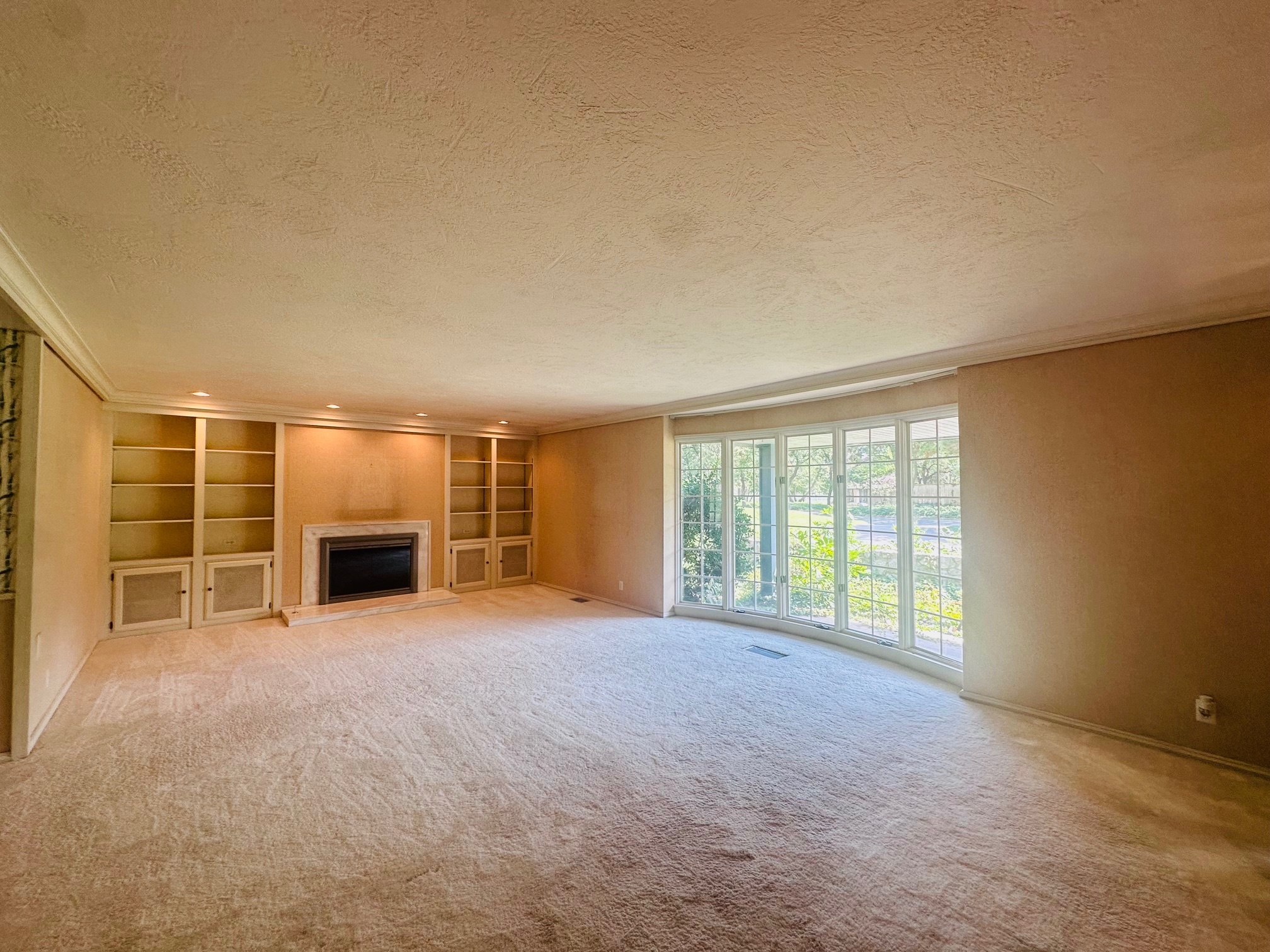 Enid, Oklahoma, 73703, United States, 5 Bedrooms Bedrooms, ,5 BathroomsBathrooms,Residential,For Sale,1981686