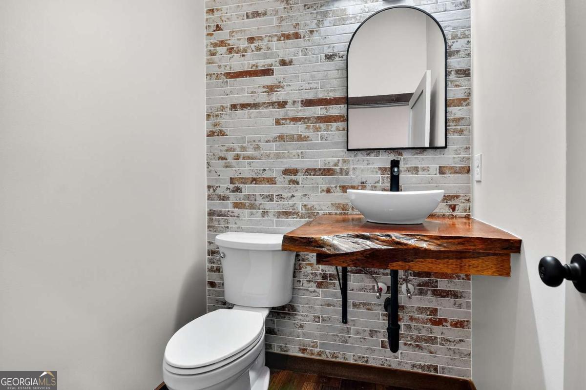 Mineral Bluff, Georgia, 30559, United States, 3 Bedrooms Bedrooms, ,3 BathroomsBathrooms,Residential,For Sale,2008232