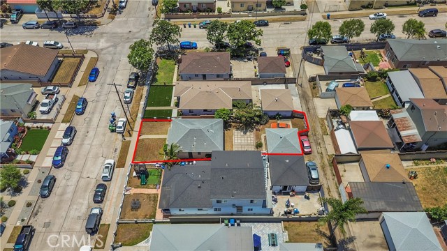 Wilmington, California, 90744, United States, 2 Bedrooms Bedrooms, ,1 BathroomBathrooms,Residential,For Sale,1981118