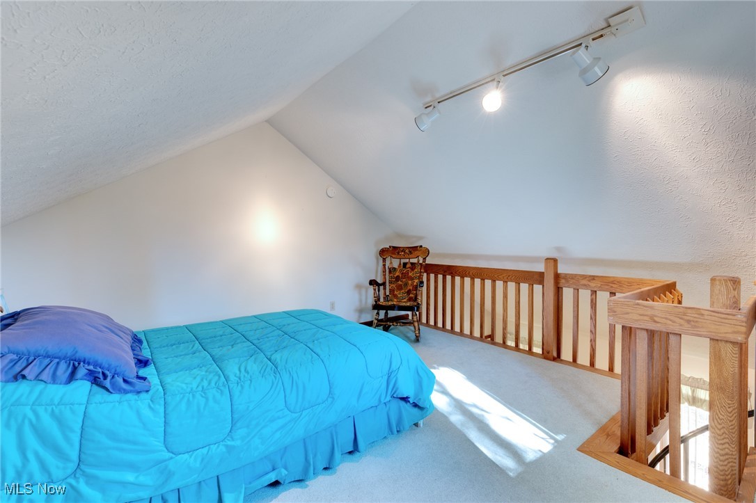 Aurora, Ohio, 44202, United States, 4 Bedrooms Bedrooms, ,3 BathroomsBathrooms,Residential,For Sale,1988003