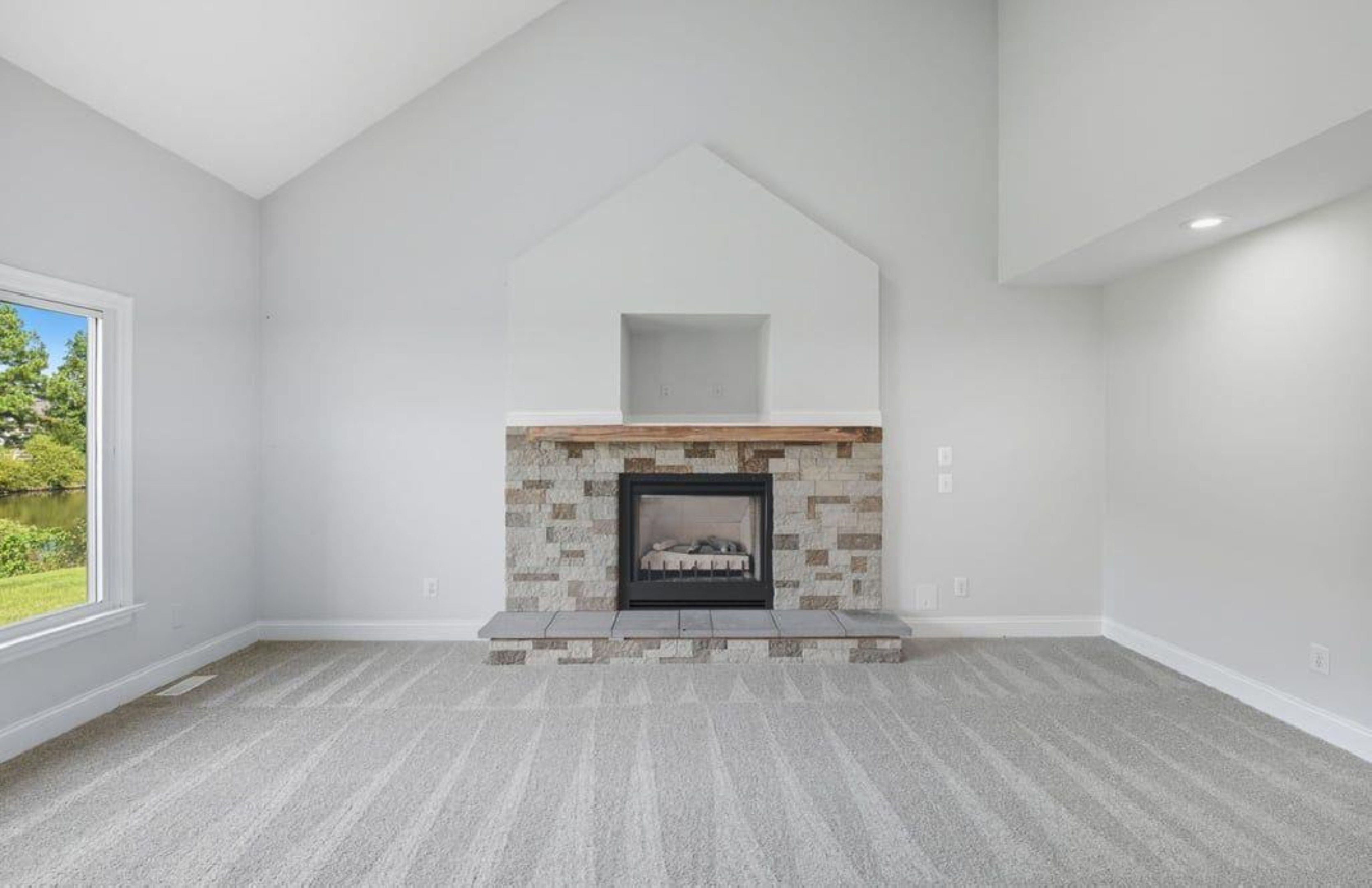 Virginia Beach, Virginia, 23456, United States, 4 Bedrooms Bedrooms, ,3 BathroomsBathrooms,Residential,For Sale,1974516