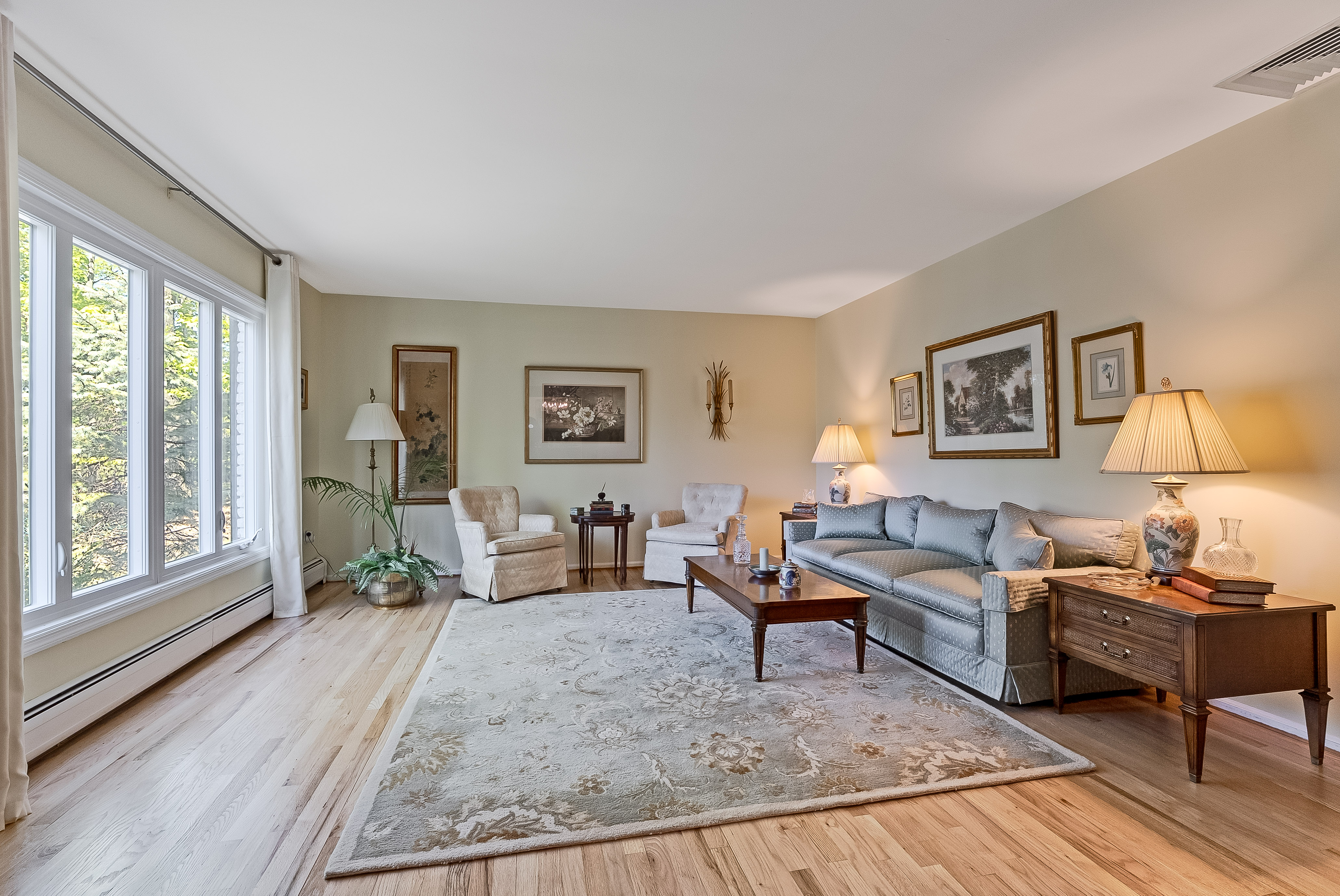  ?Powder Mill North? Warm Inviting Colonial Home - 物件實景