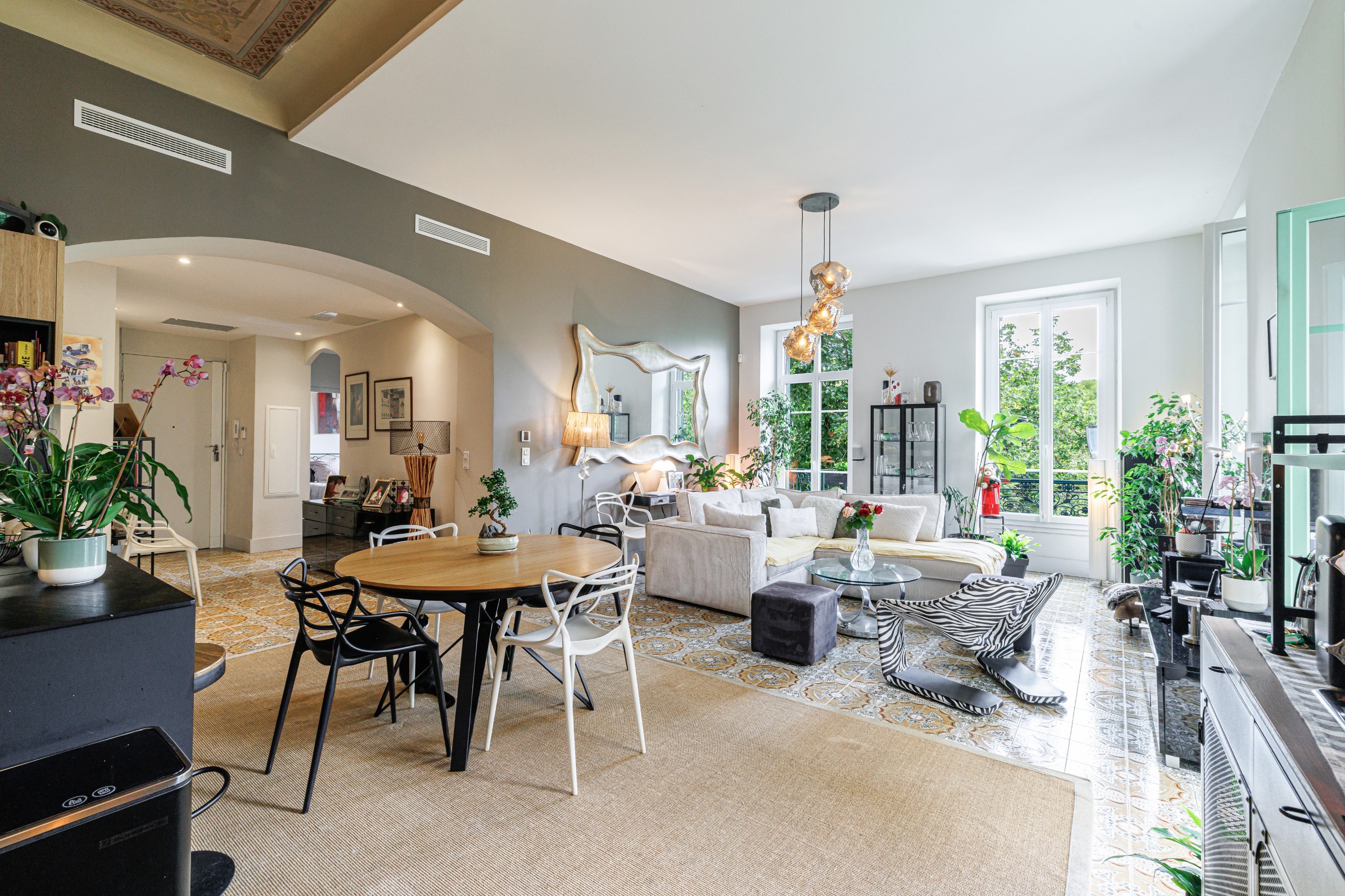  Renovated reception apartment with 40 sqm terrace facing Jardin Alsace-Lorraine… - 物件實景