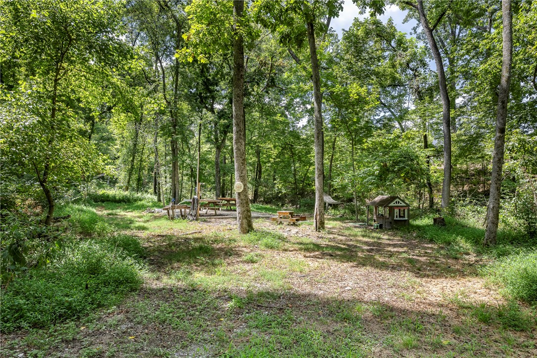 Rogers, Arkansas, 72756, United States, 4 Bedrooms Bedrooms, ,3 BathroomsBathrooms,Residential,For Sale,1925135