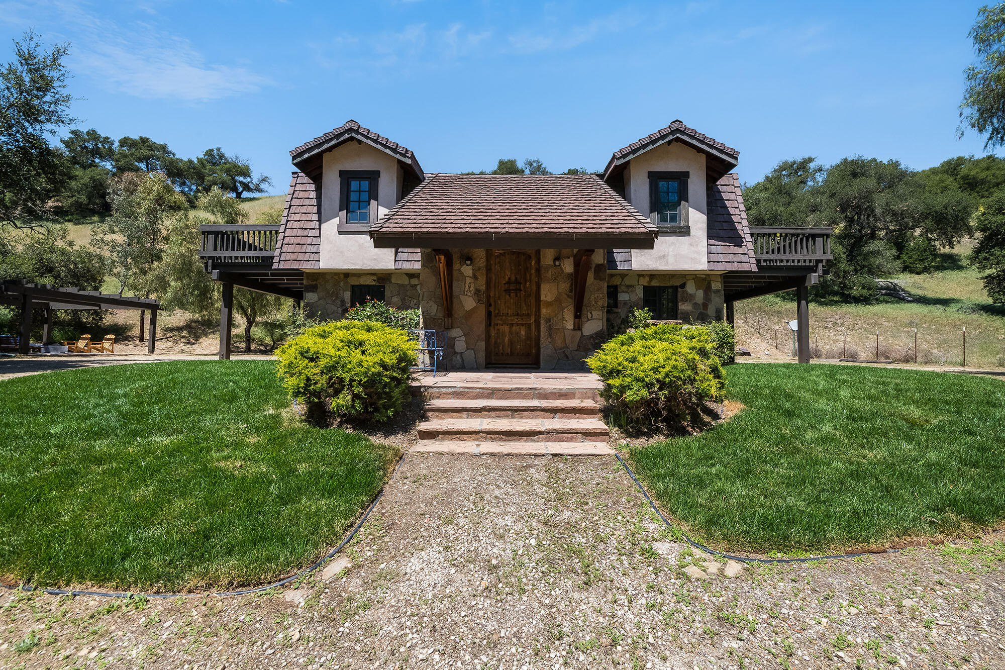 Santa Ynez, California, 93460, United States, 3 Bedrooms Bedrooms, ,3 BathroomsBathrooms,Residential,For Sale,1828139