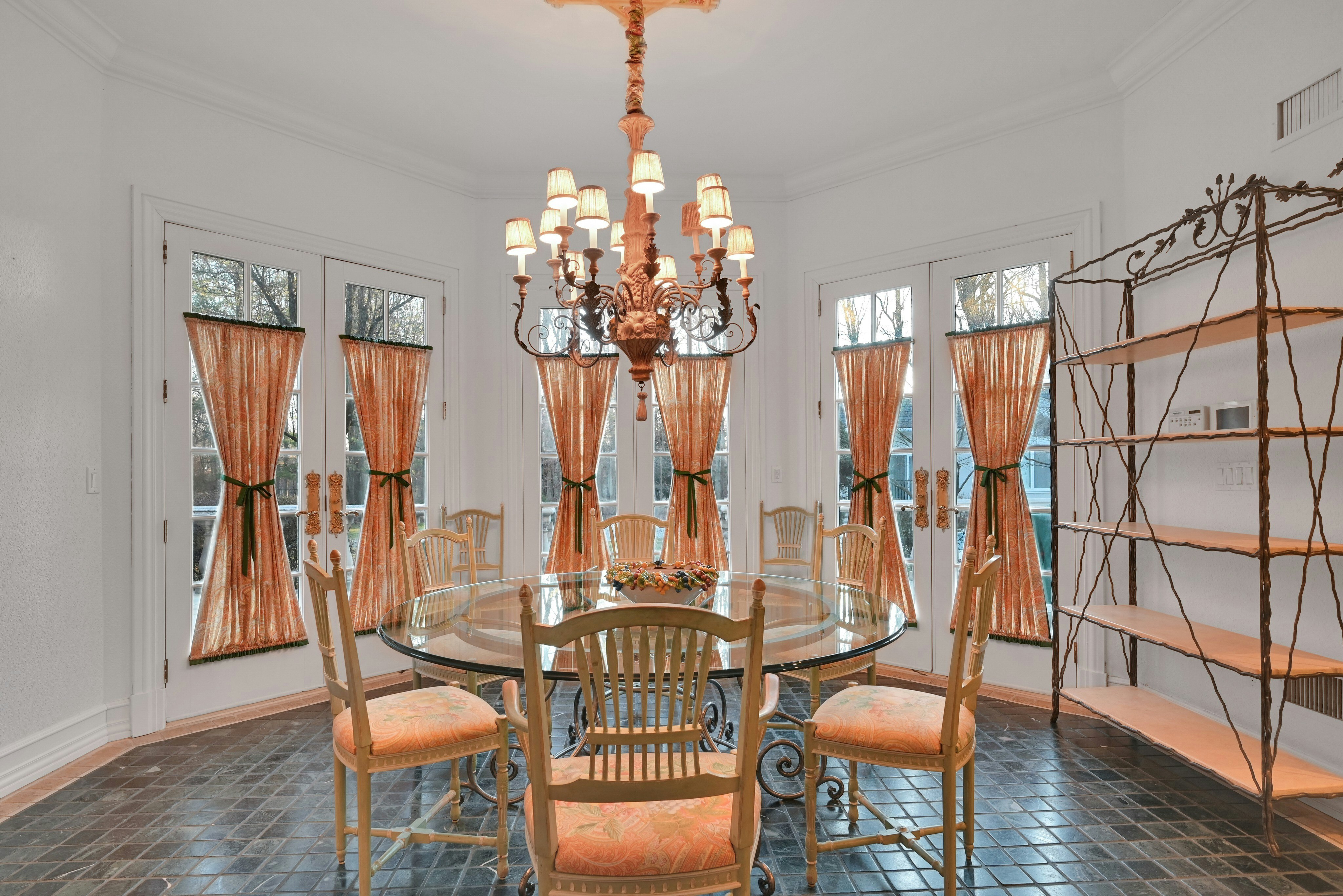  86 Fox Hedge Road, Saddle River, NJ 07458 - 物件實景