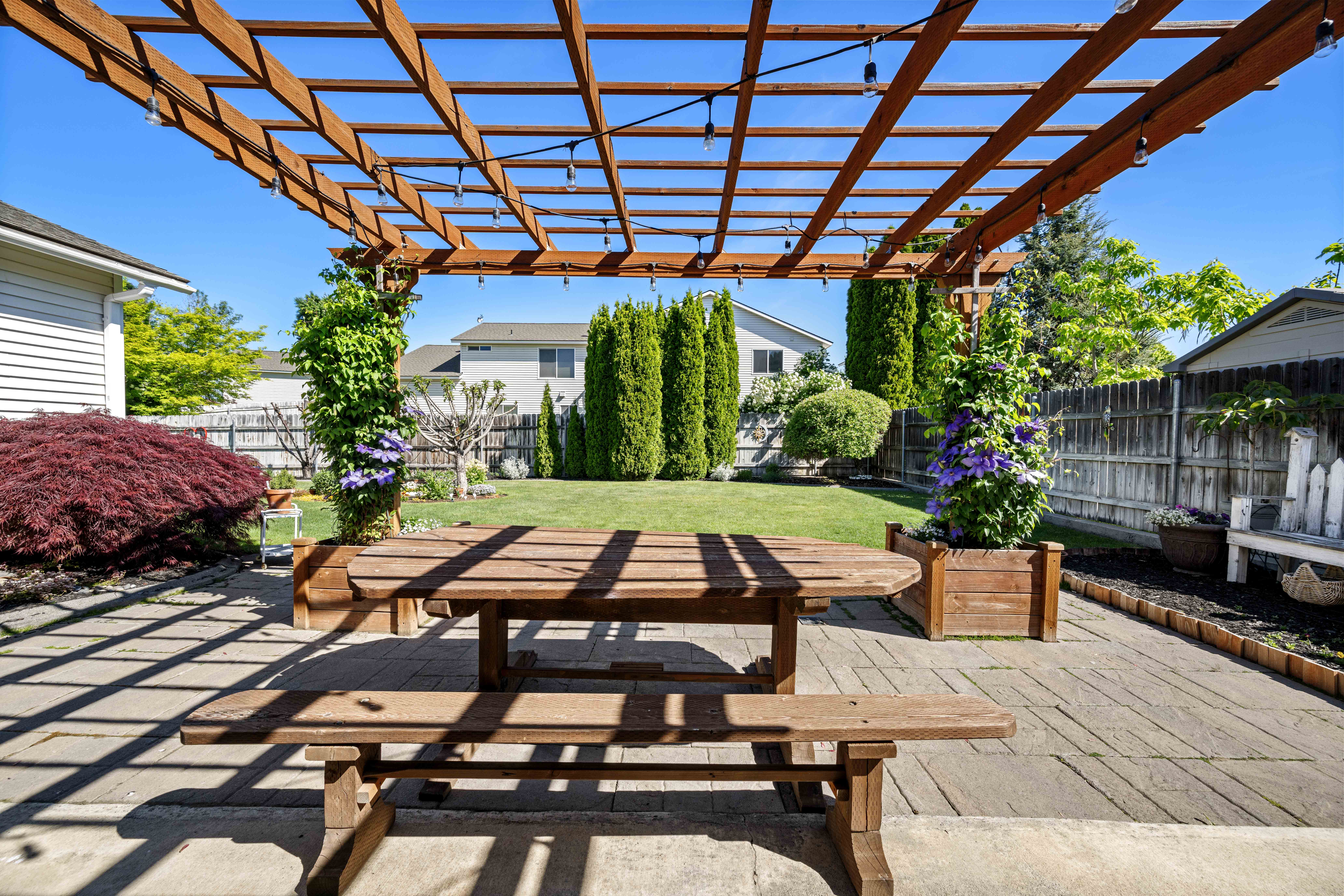  Gorgeous 1-Story with Outdoor Oasis - 物件實景