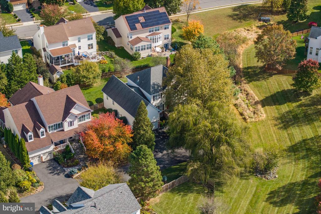 Leesburg, Virginia, 20175, United States, 5 Bedrooms Bedrooms, ,4 BathroomsBathrooms,Residential,For Sale,1987401