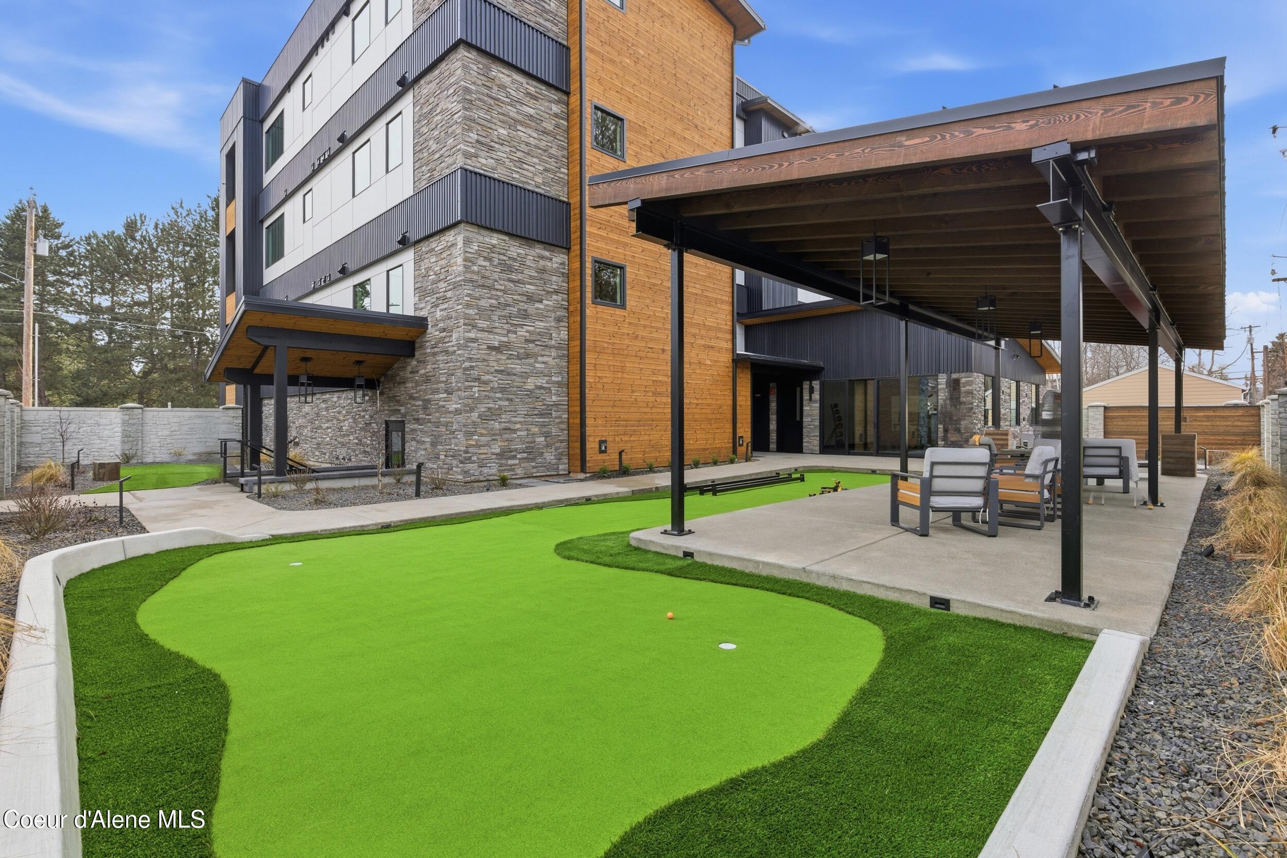 Coeur d'Alene, Idaho, 83814, United States, 3 Bedrooms Bedrooms, ,4 BathroomsBathrooms,Residential,For Sale,2018272