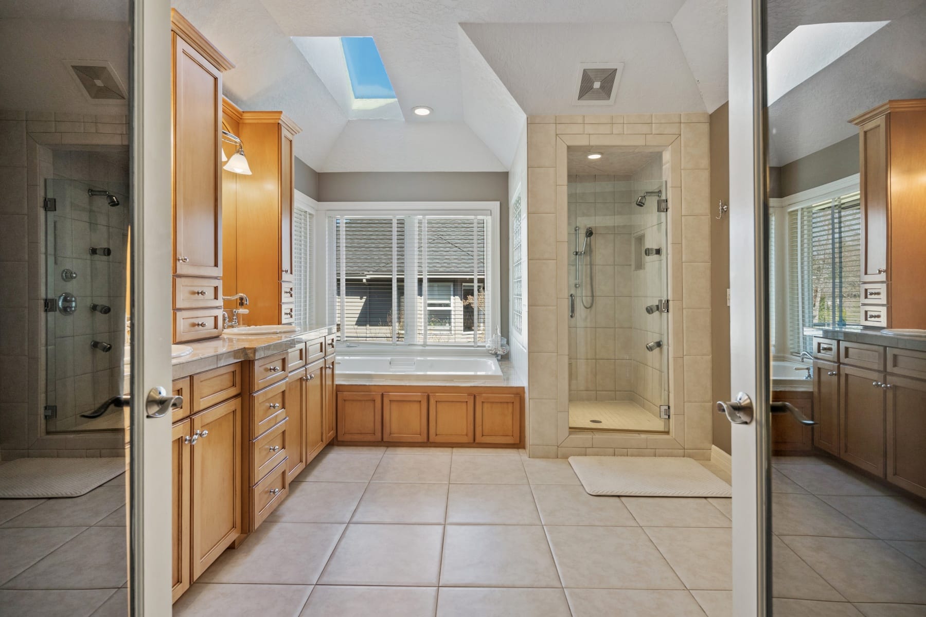  21473 ROSEPARK CT West Linn, OR 97068 - 物件實景