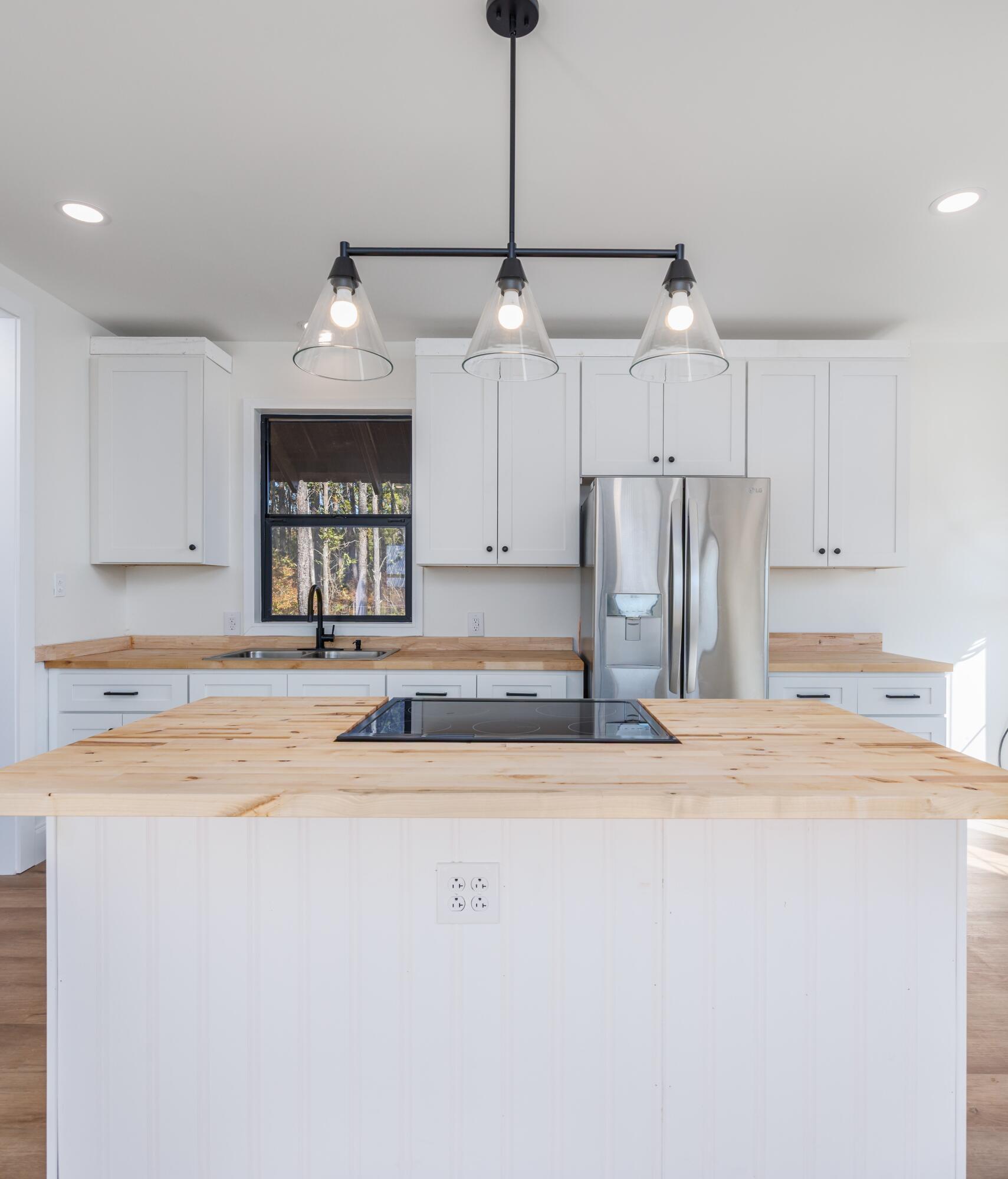 Freeport, Florida, 32439, United States, 4 Bedrooms Bedrooms, ,3 BathroomsBathrooms,Residential,For Sale,1995838