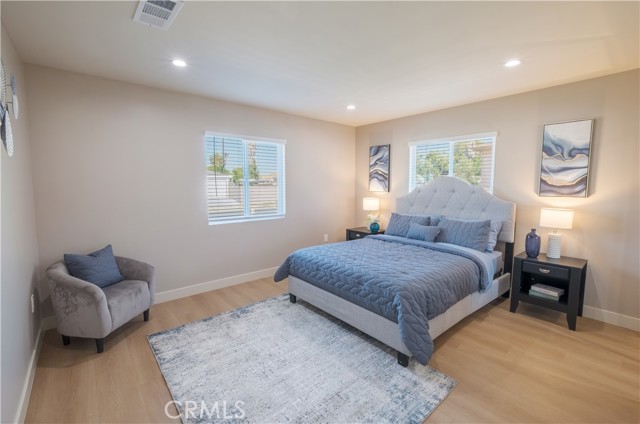 Compton, California, 90220, United States, 6 Bedrooms Bedrooms, ,5 BathroomsBathrooms,Residential,For Sale,2048011