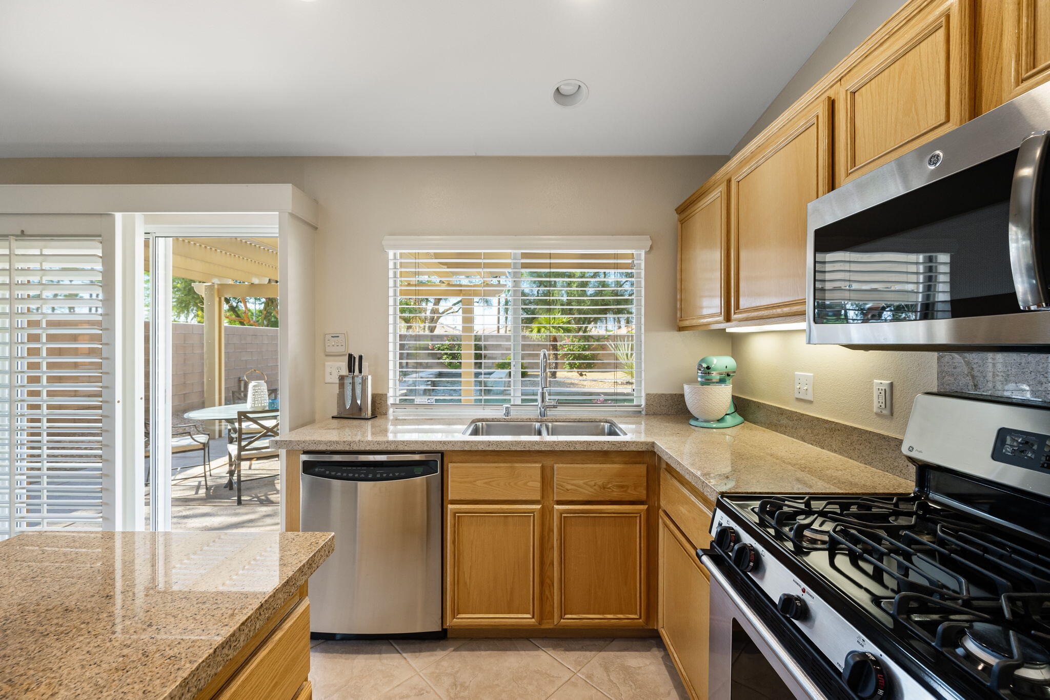 Indio, California, 92201, United States, 3 Bedrooms Bedrooms, ,2 BathroomsBathrooms,Residential,For Sale,1910889