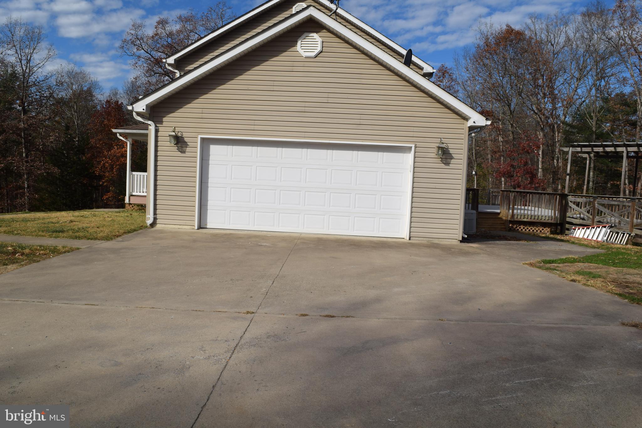 Winchester, Virginia, 22603, United States, 4 Bedrooms Bedrooms, ,4 BathroomsBathrooms,Residential,For Sale,1942583