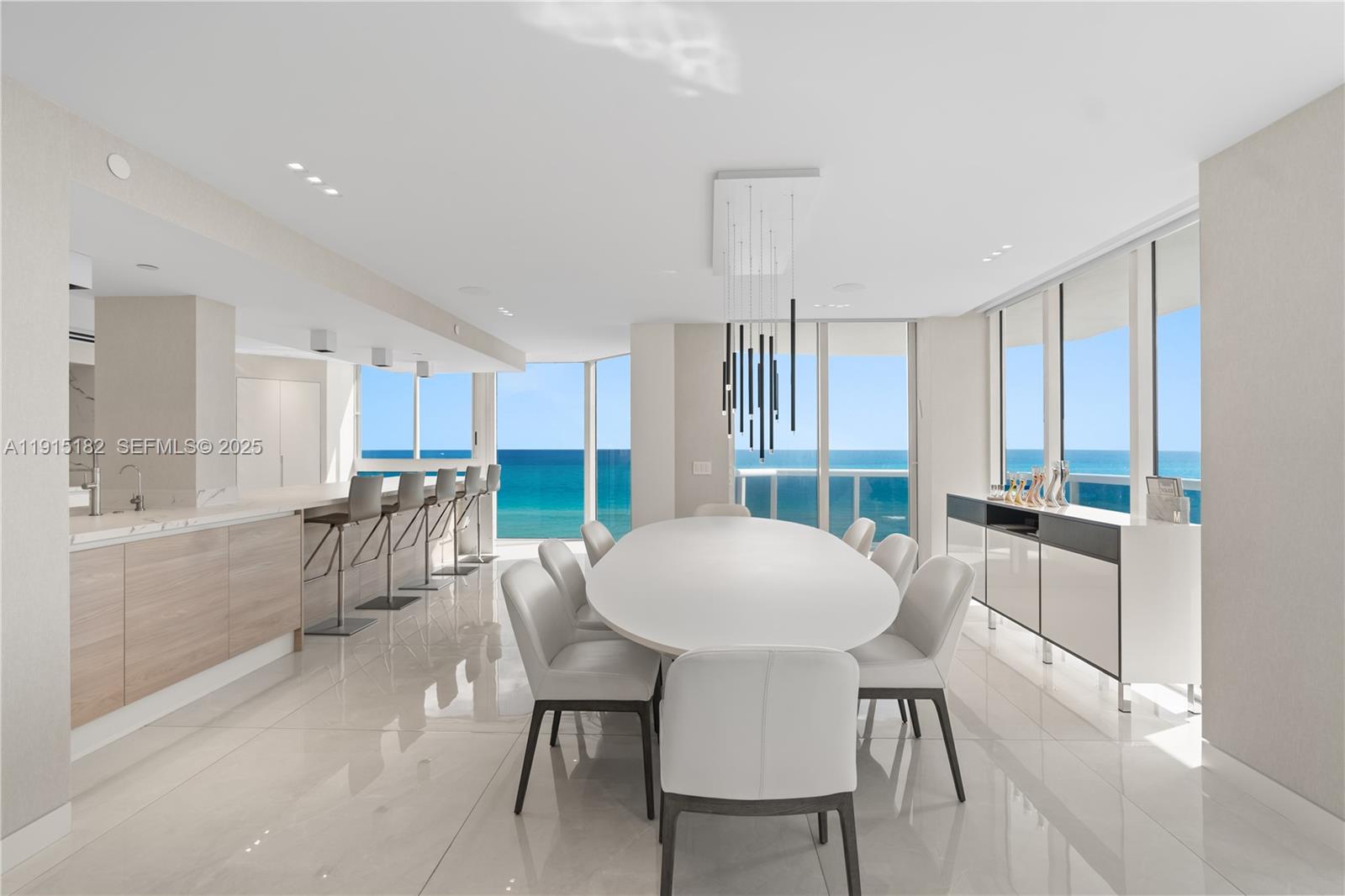 Miami Beach, Florida, 33140, United States, 5 Bedrooms Bedrooms, ,5 BathroomsBathrooms,Residential,For Sale,1997515