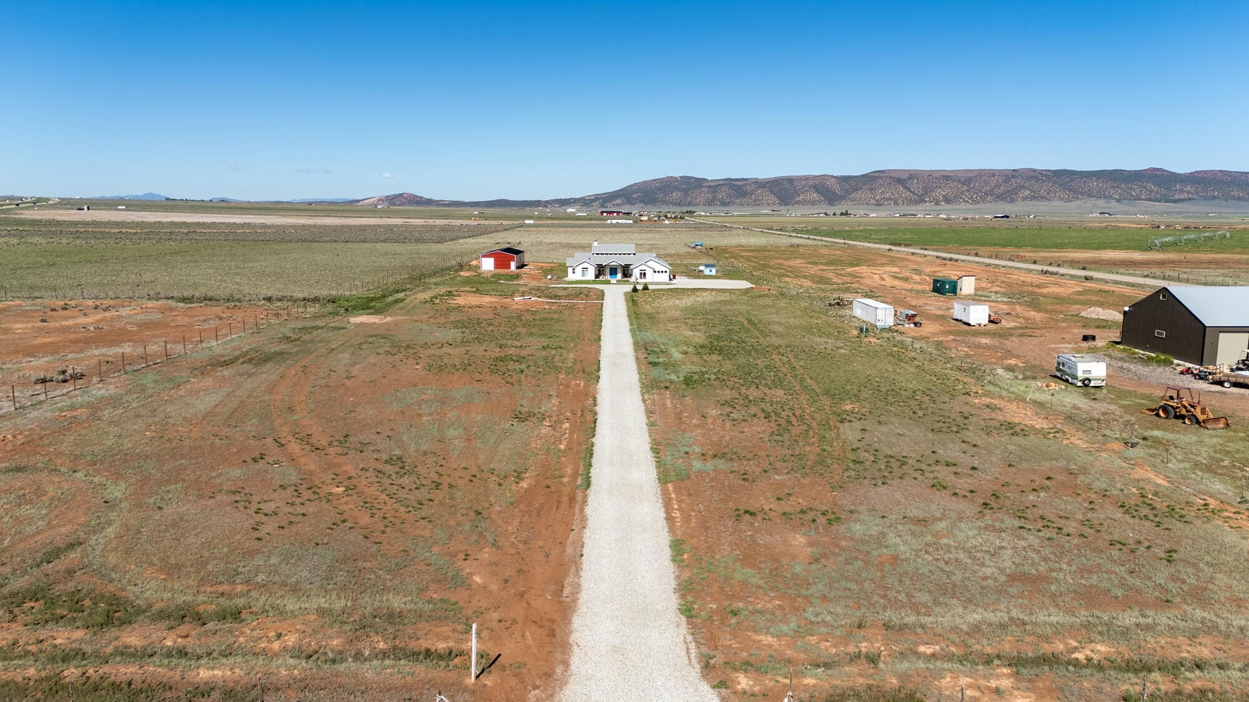 Parowan, Utah, 84761, United States, 3 Bedrooms Bedrooms, ,3 BathroomsBathrooms,Residential,For Sale,1992445