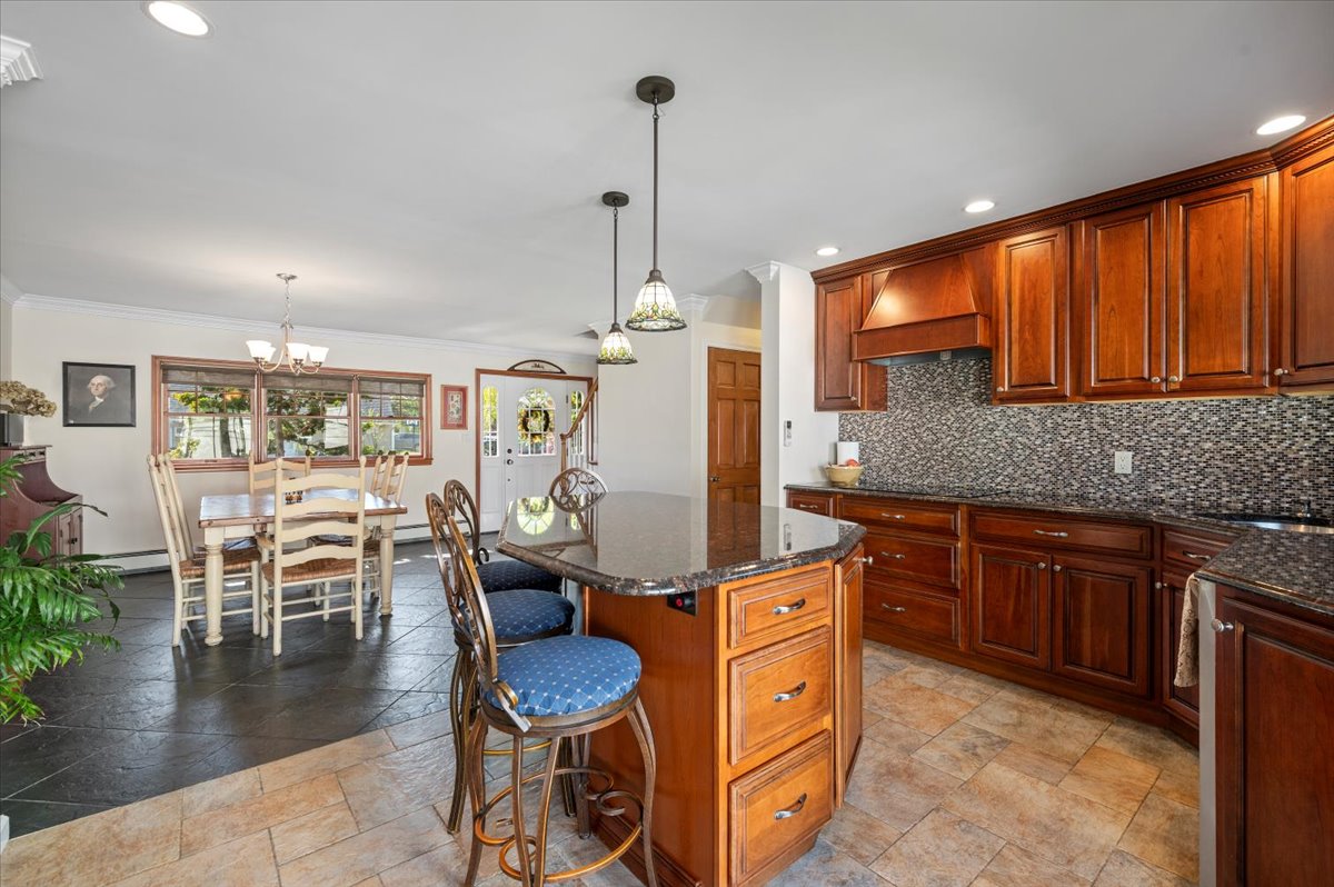 Bethpage, New York, 11714, United States, 3 Bedrooms Bedrooms, ,2 BathroomsBathrooms,Residential,For Sale,1916288