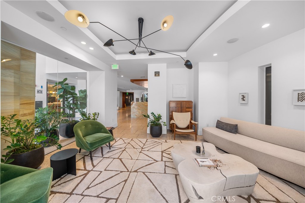 Los Angeles, California, 90024, United States, 2 Bedrooms Bedrooms, ,2 BathroomsBathrooms,Residential,For Sale,1746972