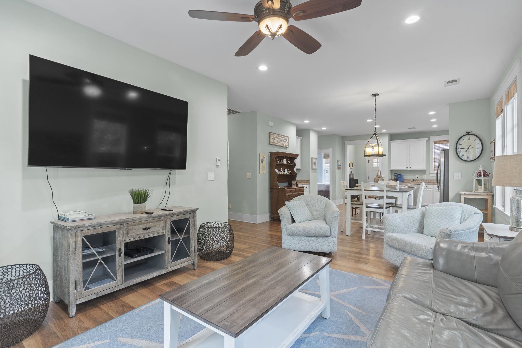 North Myrtle Beach, South Carolina, 29582, United States, 3 Bedrooms Bedrooms, ,2 BathroomsBathrooms,Residential,For Sale,2011705